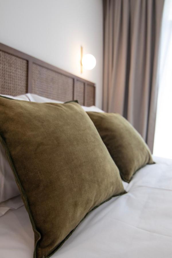 Mythodea Athens Suites Extérieur photo